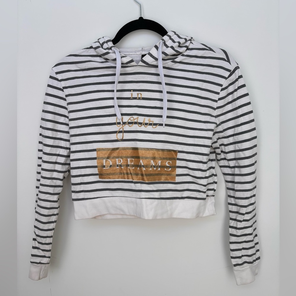Cute Cropped Sweater